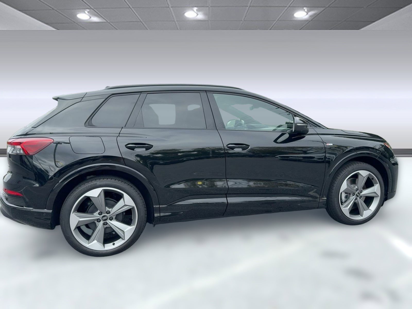 New 2026 Audi Q4 e-tron Premium Plus image 8