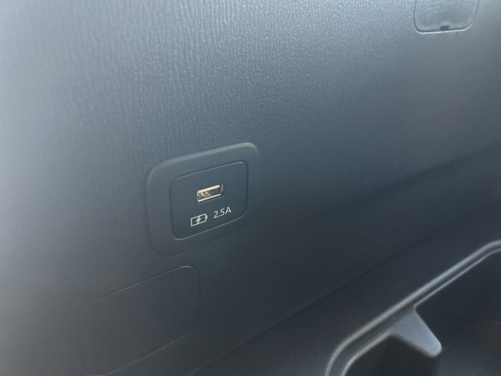 Used 2022 MAZDA CX-9 Signature image 36