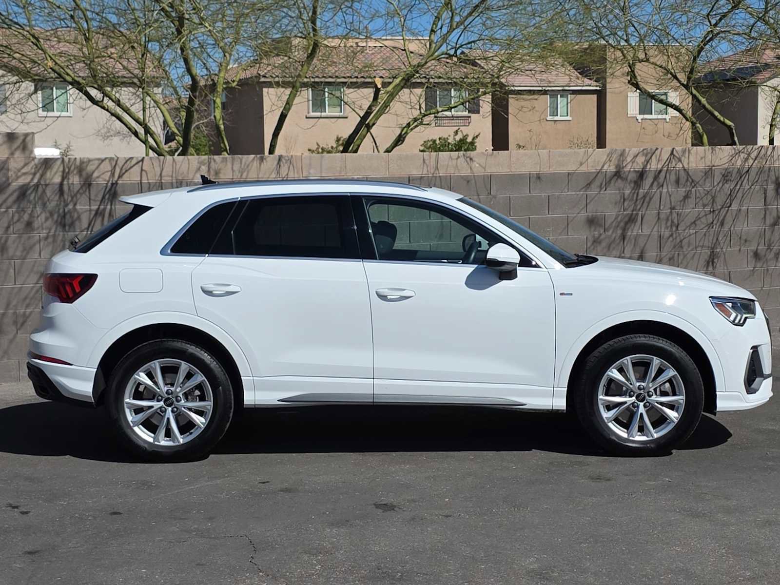 Used 2025 Audi Q3 2.0T Premium AWD/4WD image 10