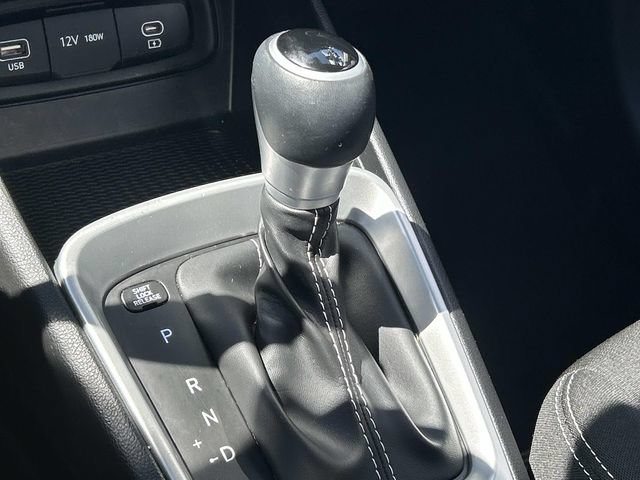Certified 2024 Hyundai Venue SEL FWD image 23