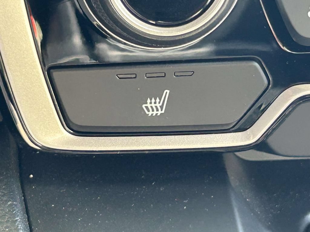 Used 2018 Honda CR-V Touring image 17