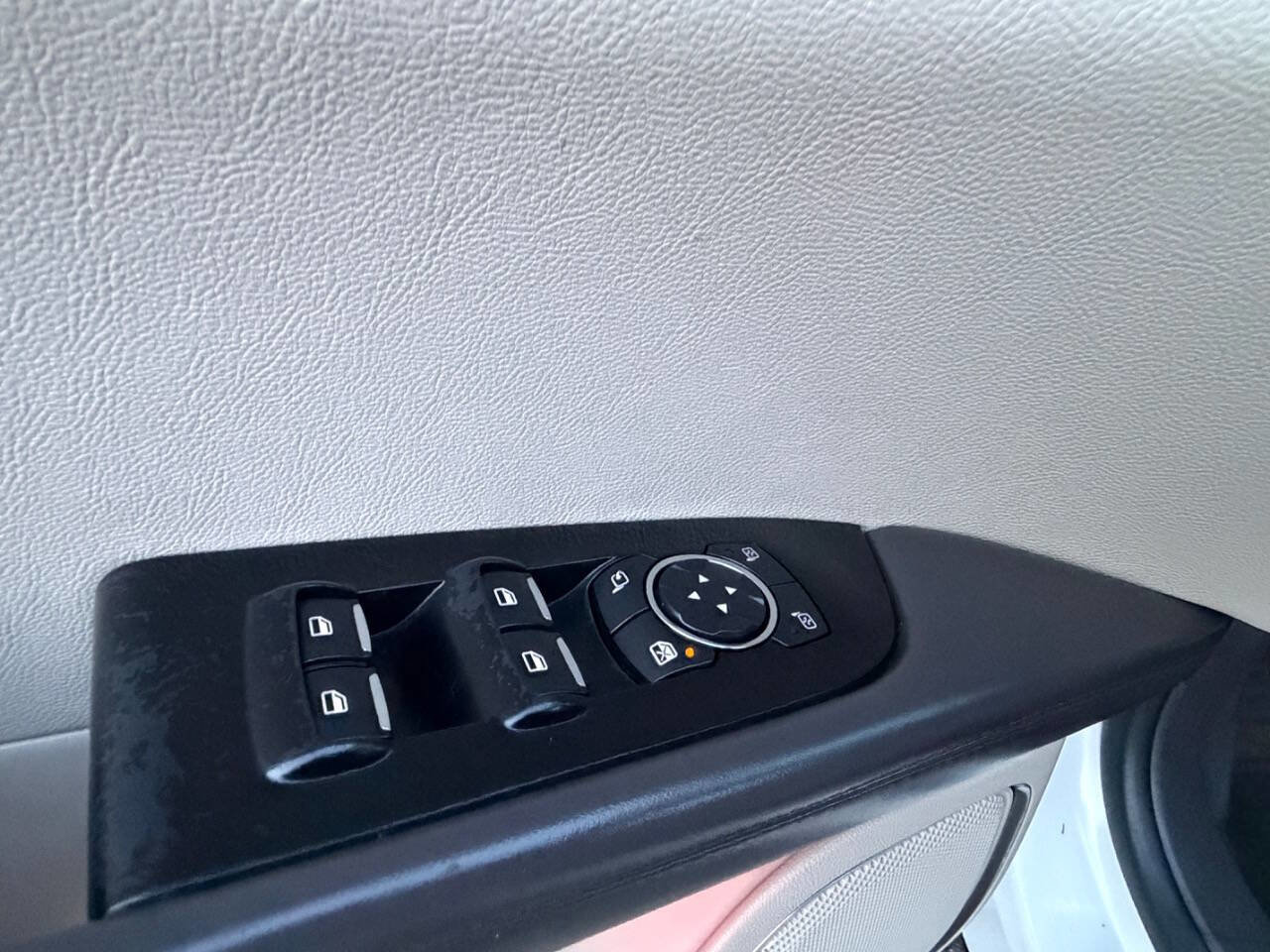 Used 2016 Lincoln MKX Reserve w/ Technology Package image 10