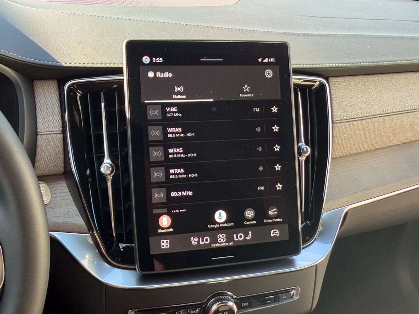New 2027 Volvo XC60 B5 Core AWD/4WD image 21