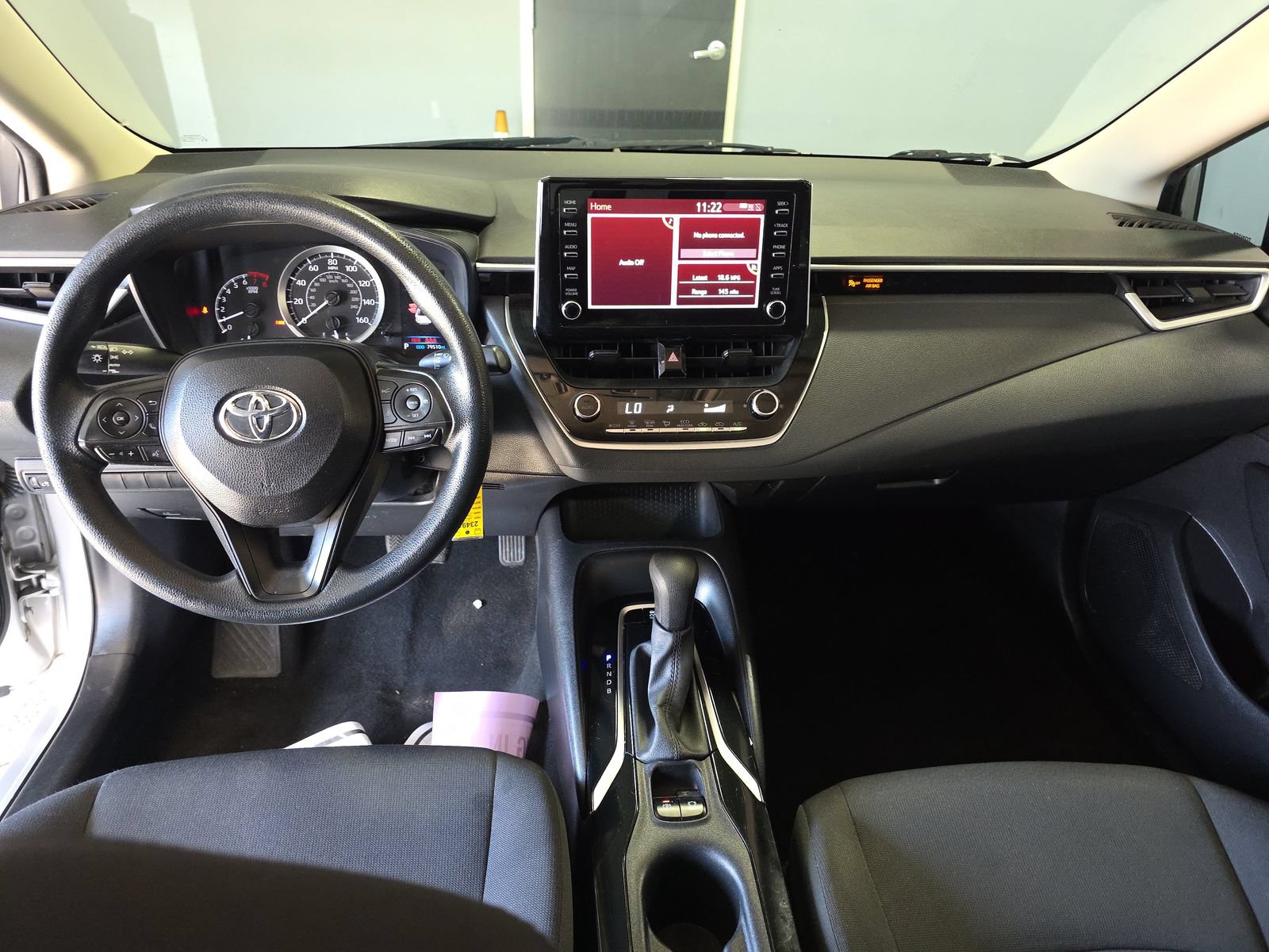 Used 2020 Toyota Corolla LE FWD image 13