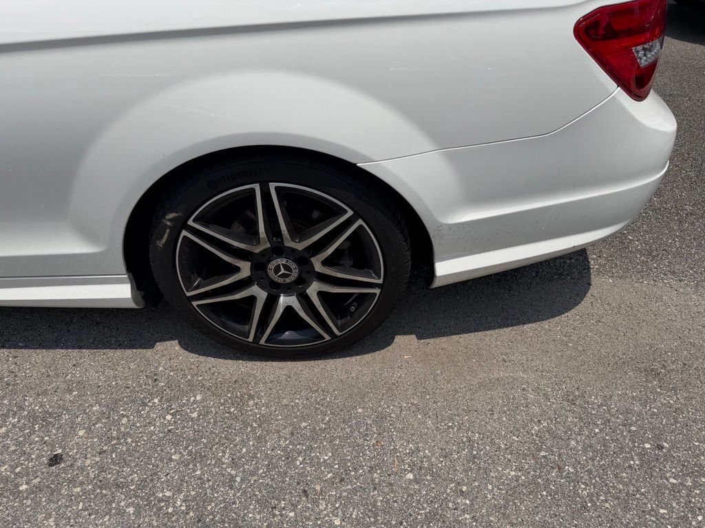 Used 2013 Mercedes-Benz C 250 Coupe image 8