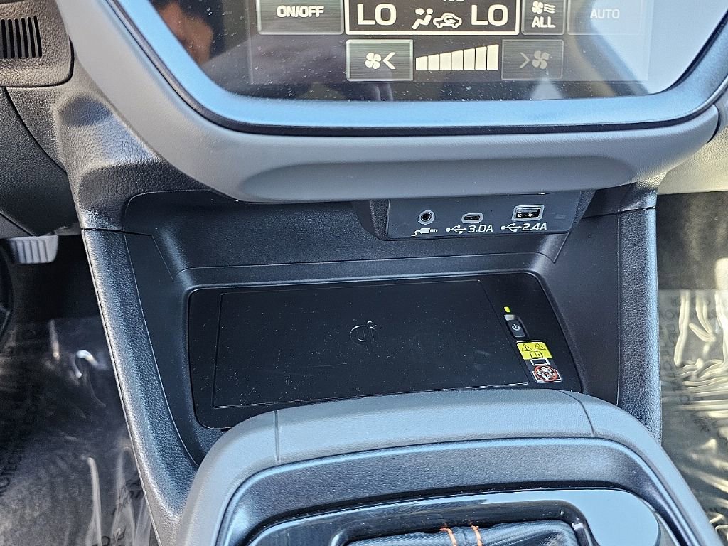 Certified 2025 Subaru Crosstrek 2.5i Limited w/ Crosstrek Mirror Package image 29