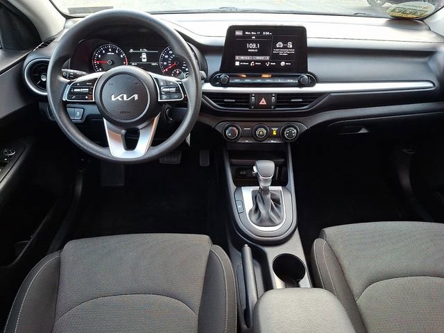 Used 2023 Kia Forte LXS image 11