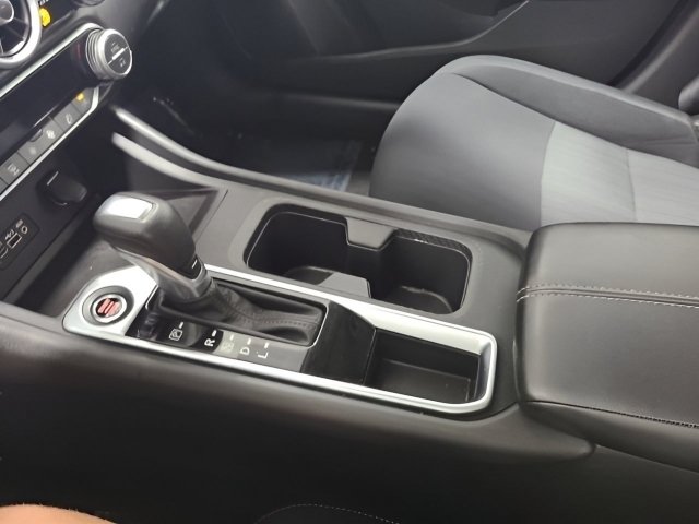 Used 2021 Nissan Sentra SV FWD image 30