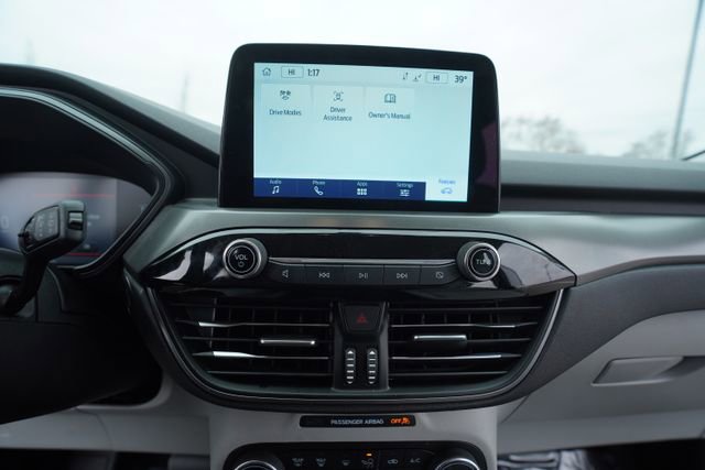 Used 2023 Ford Escape Active image 29