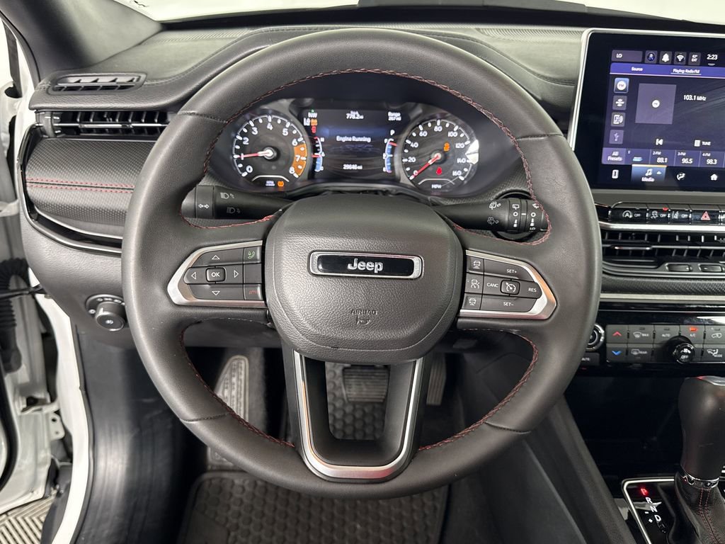 Used 2024 Jeep Compass Trailhawk image 21