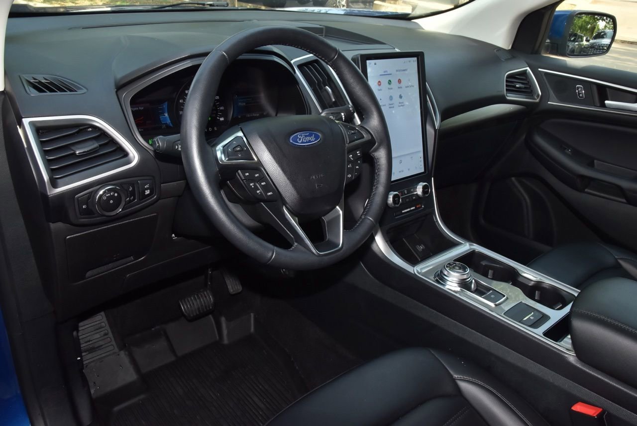 Used 2023 Ford Edge SEL w/ Convenience Package image 32