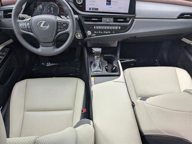 Used 2025 Lexus ES 300h w/ Premium Package image 16