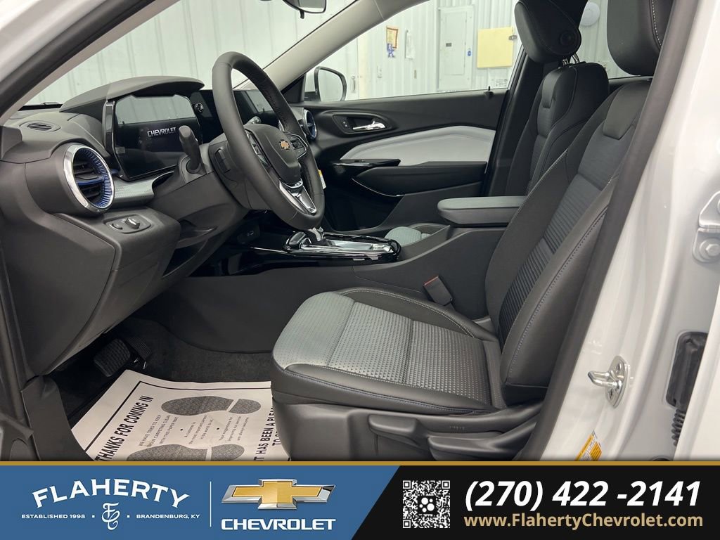 New 2026 Chevrolet Trax LT w/ LT Convenience Package image 9