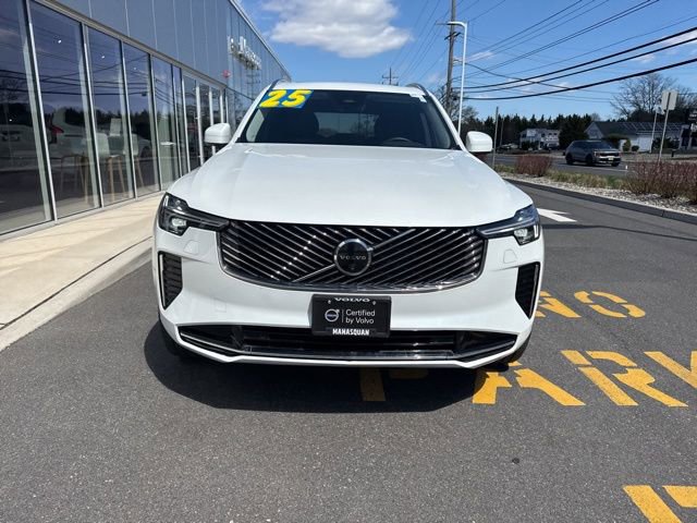 Certified 2025 Volvo XC90 B6 Plus AWD/4WD image 7