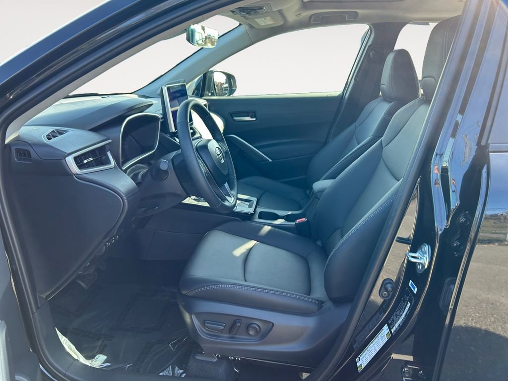 Used 2026 Toyota Corolla Cross XLE w/ Convenience Package image 15