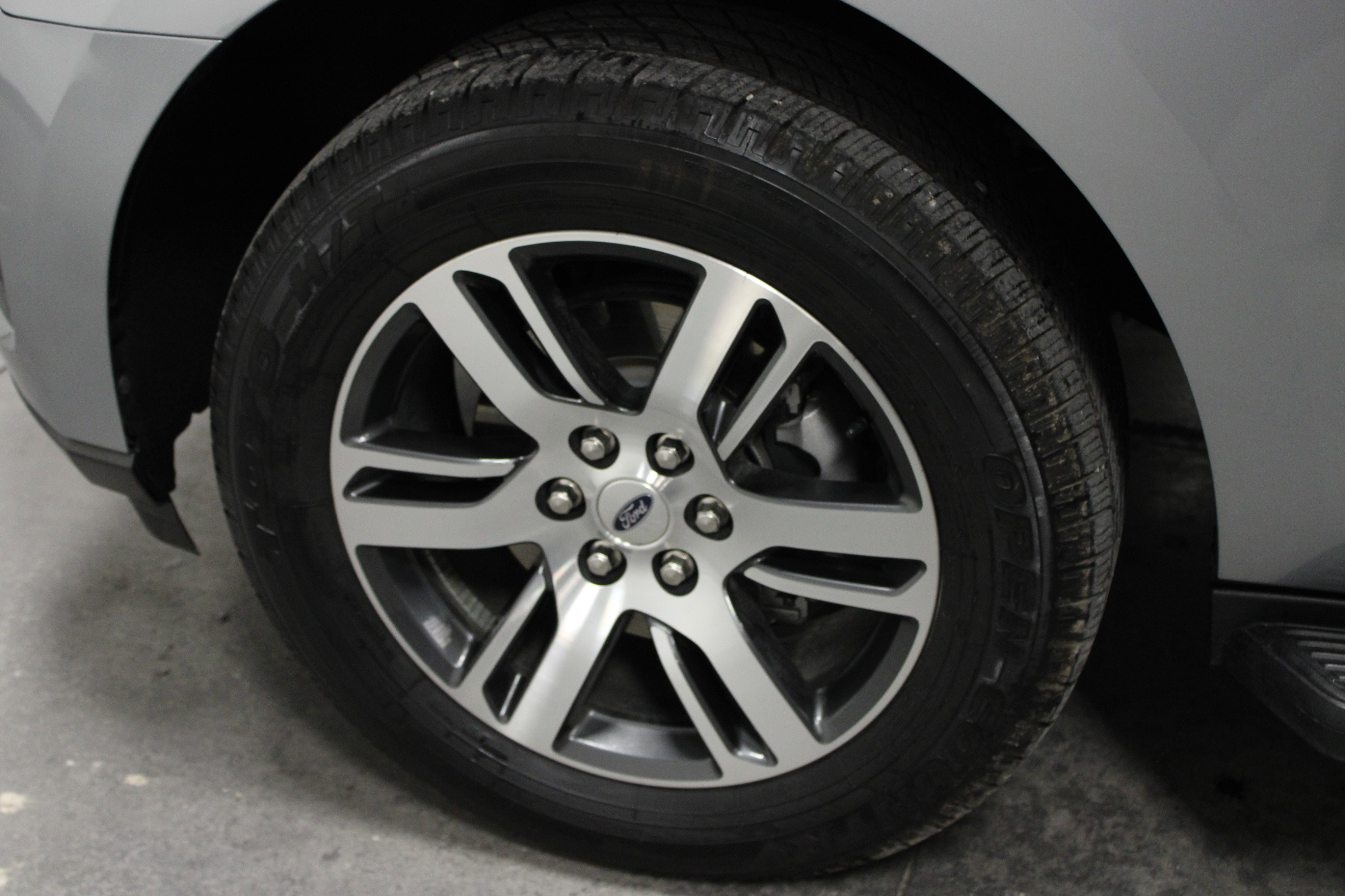 Used 2024 Ford Expedition XLT image 10