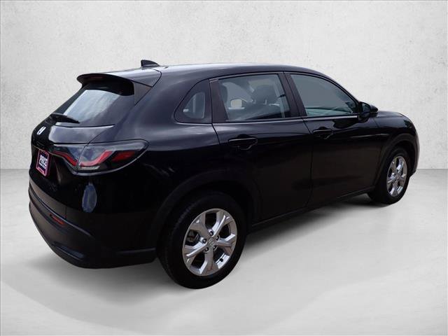 Used 2023 Honda HR-V LX image 4