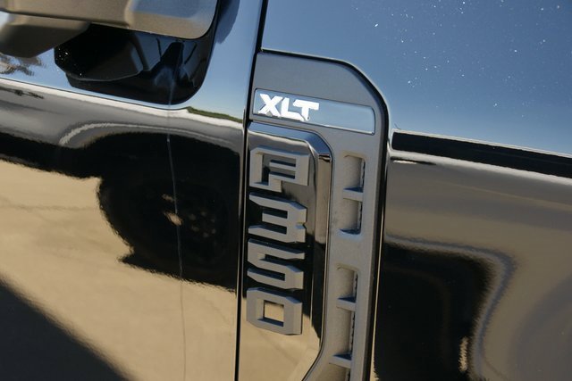 New 2026 Ford F350 XLT image 9