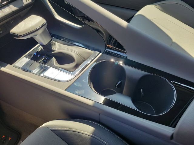 New 2026 Hyundai Elantra Blue image 16