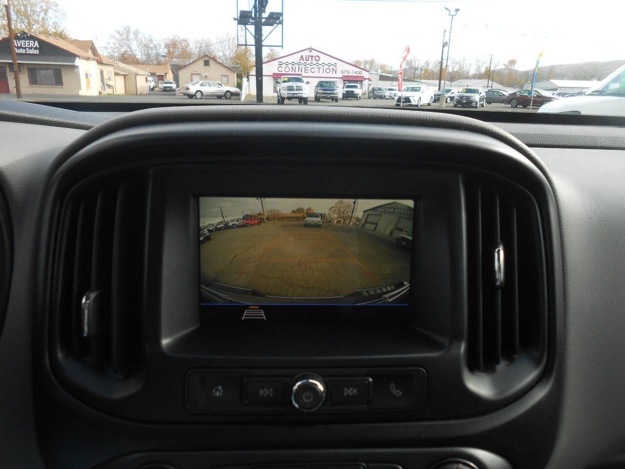 Used 2019 Chevrolet Colorado W/T image 13