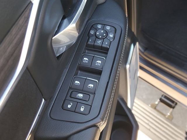 New 2026 RAM 3500 Laramie AWD/4WD image 20