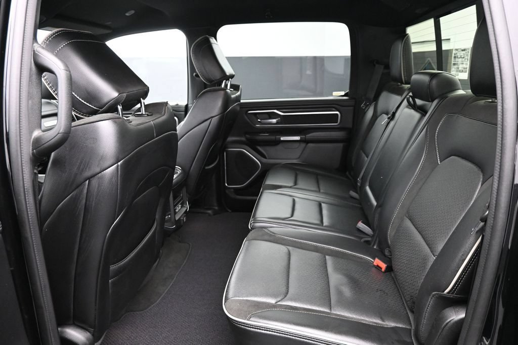 Used 2023 RAM 1500 Laramie AWD/4WD image 12