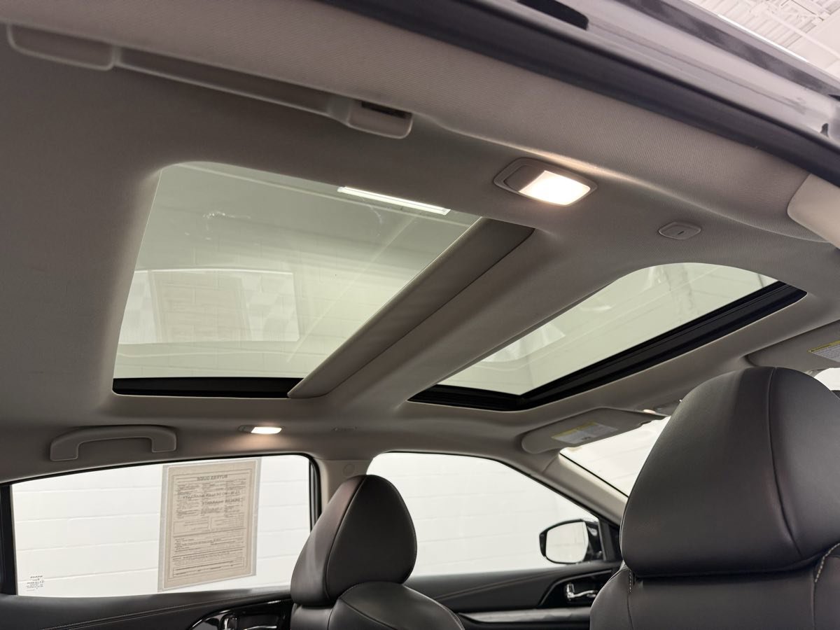 Used 2023 Nissan Maxima SL image 26