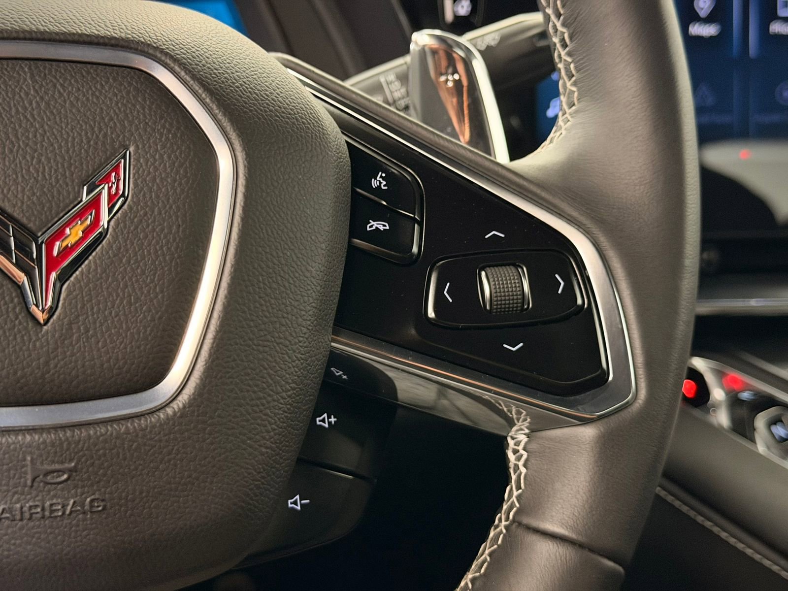 Used 2024 Chevrolet Corvette Stingray Coupe w/ Battery Protection Package RWD image 18