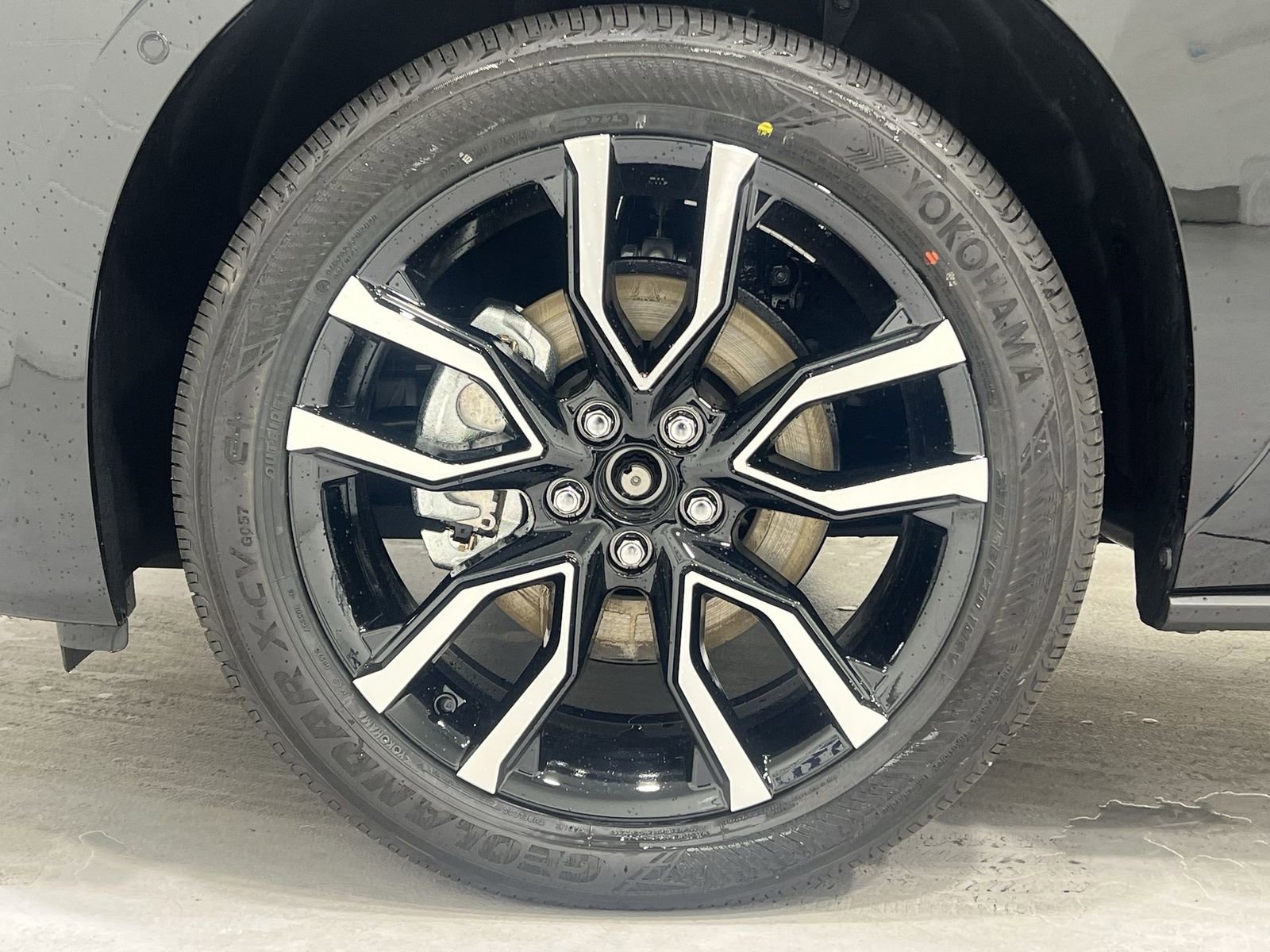 New 2026 Subaru Solterra AWD/4WD image 10