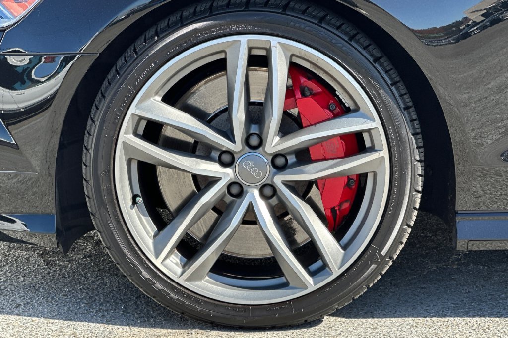 Used 2018 Audi S6 Prestige AWD/4WD image 25
