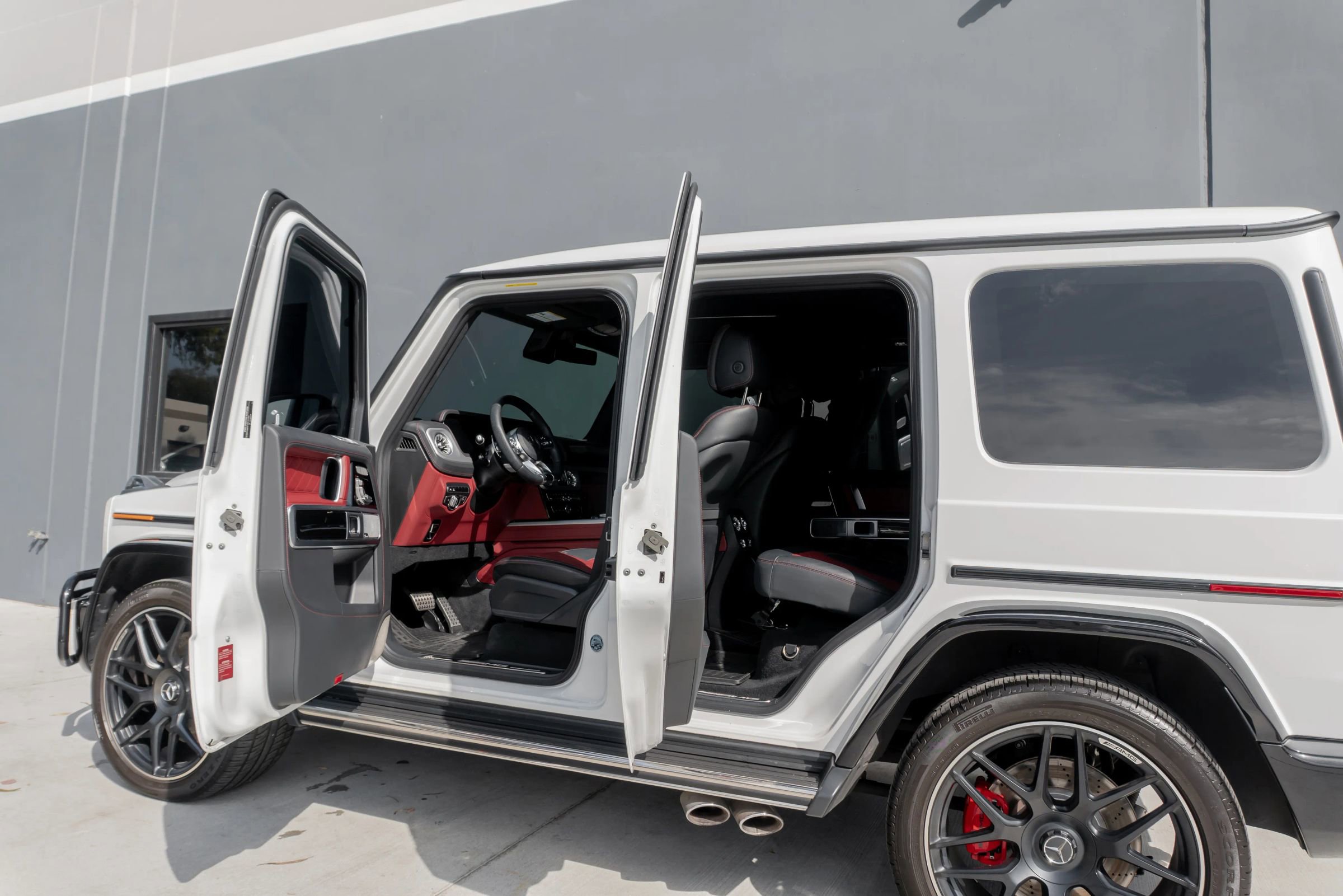 Used 2024 Mercedes-Benz G 63 AMG 4MATIC image 44