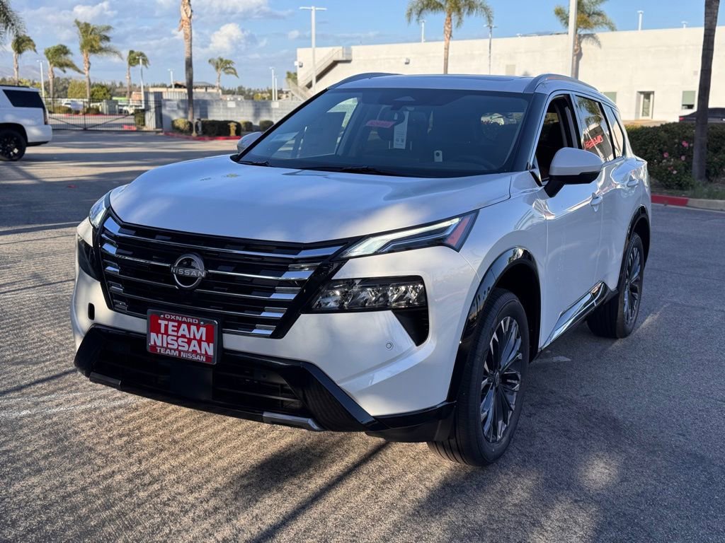 New 2026 Nissan Rogue Platinum image 4