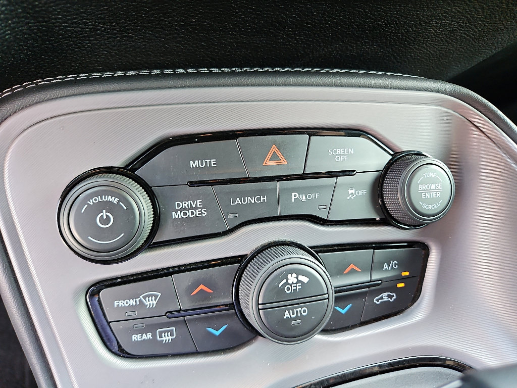 Used 2023 Dodge Challenger R/T Scat Pack w/ Dynamics Package RWD image 17