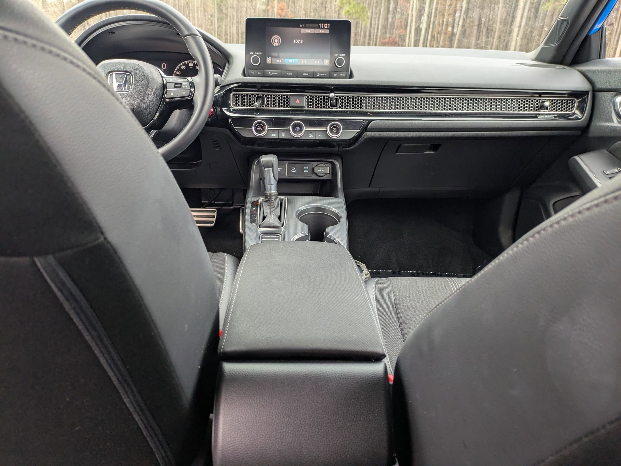 Used 2025 Honda Civic Sport image 26