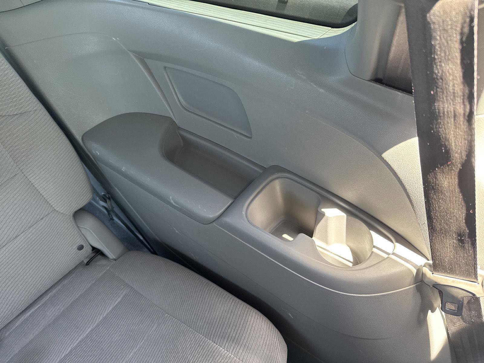 Used 2012 Honda Odyssey EX image 22