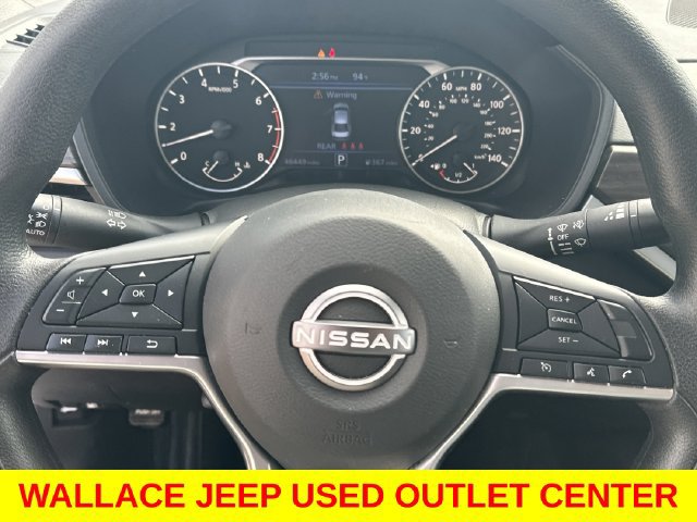 Used 2025 Nissan Altima 2.5 SV FWD image 17