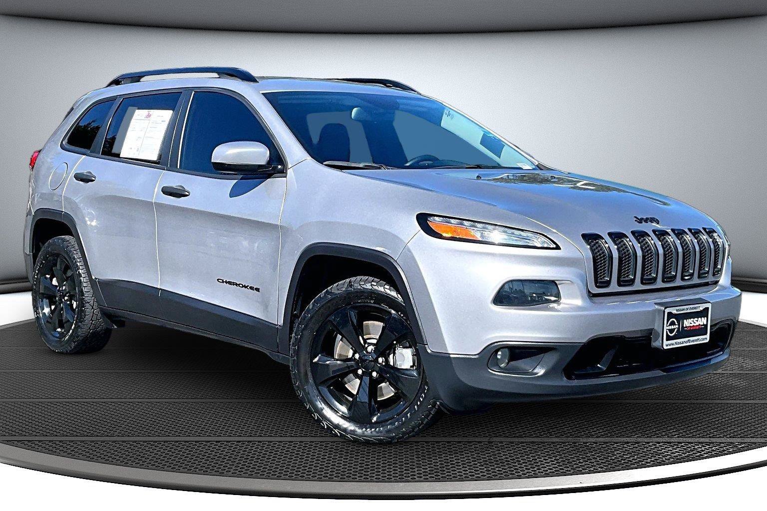 Used 2018 Jeep Cherokee Latitude w/ Altitude Package