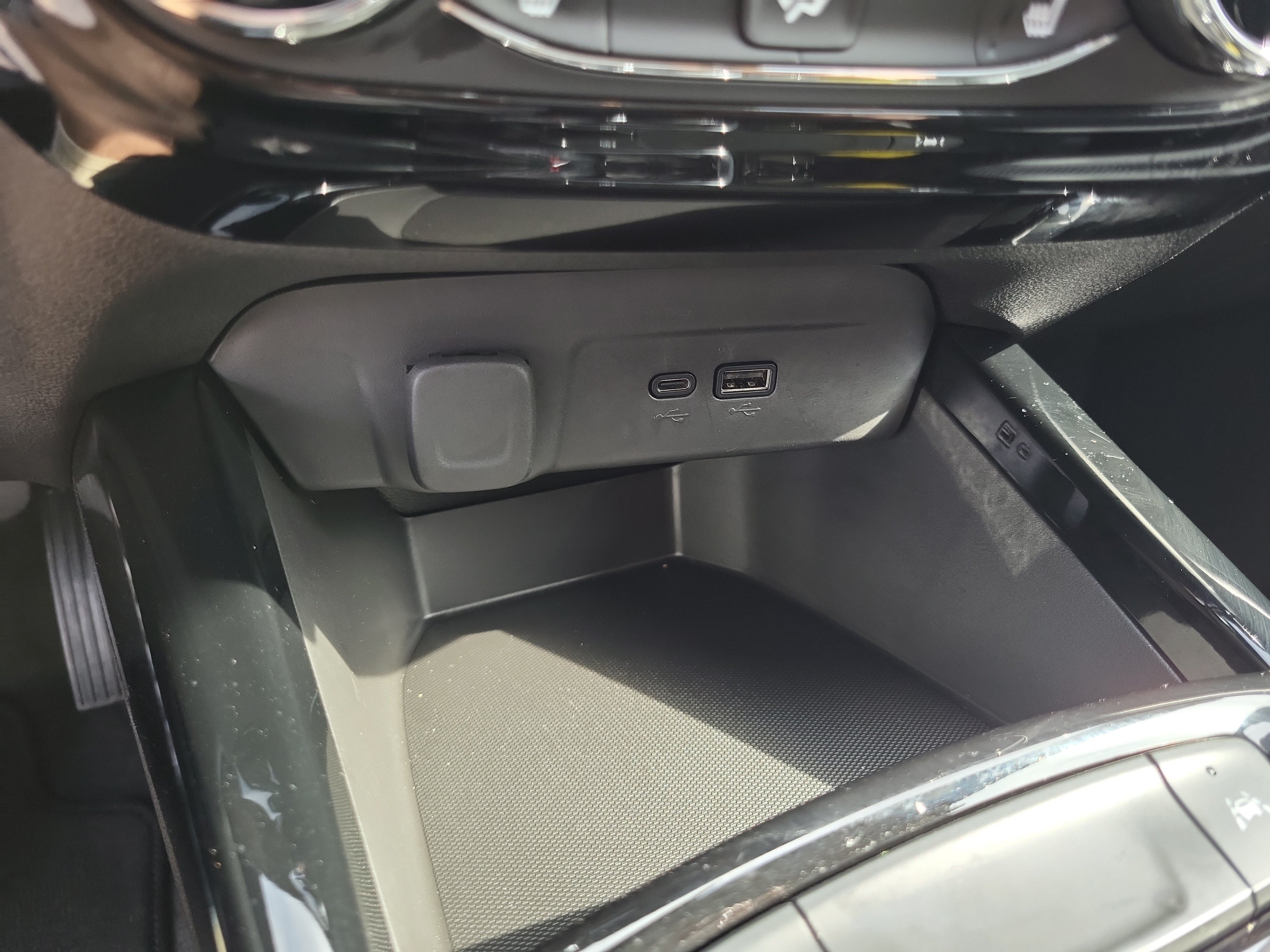 Used 2026 Chevrolet Trax LT w/ Driver Confidence Package FWD image 23