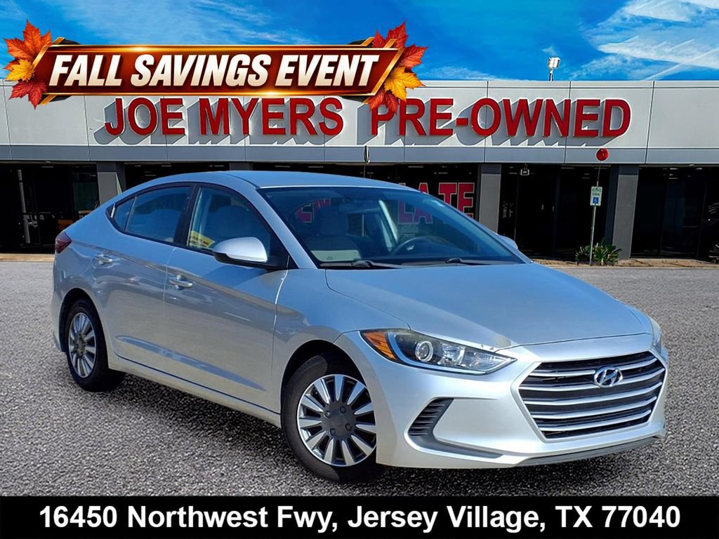 Used 2018 Hyundai Elantra SE FWD image 1