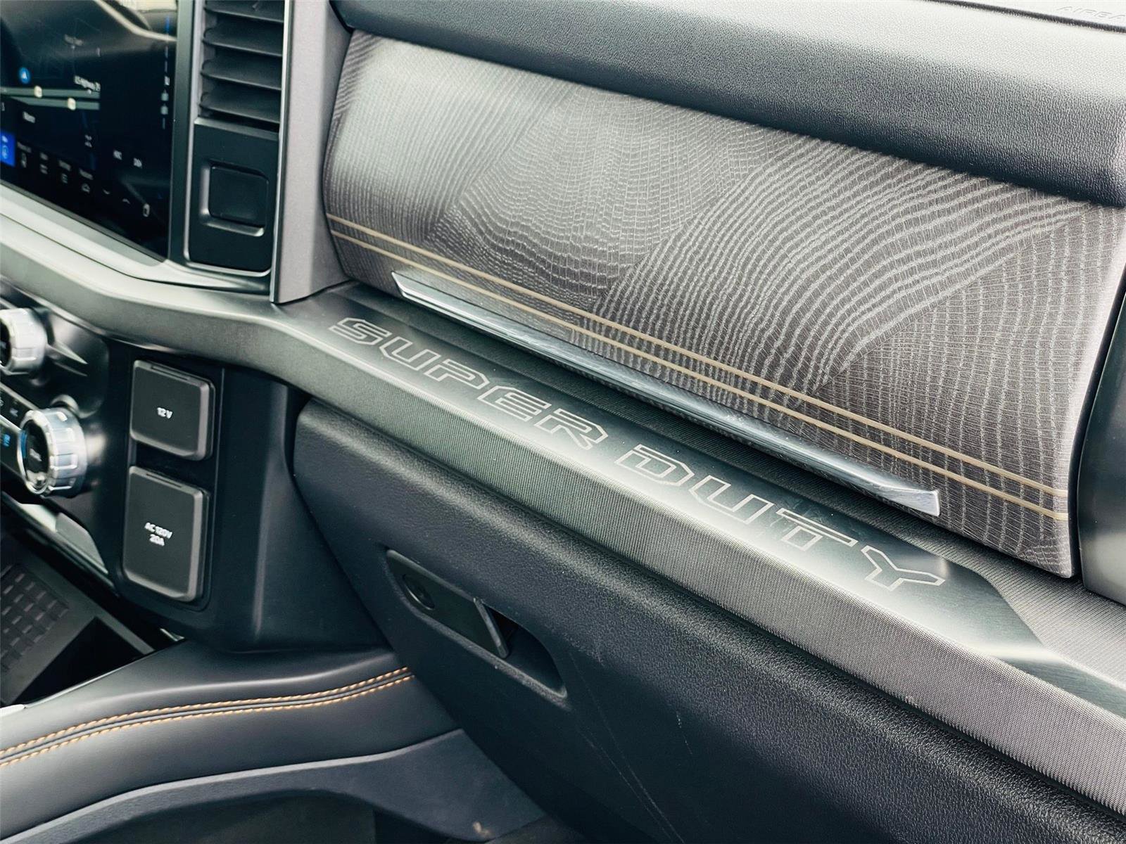 Used 2023 Ford F350 Platinum AWD/4WD image 24