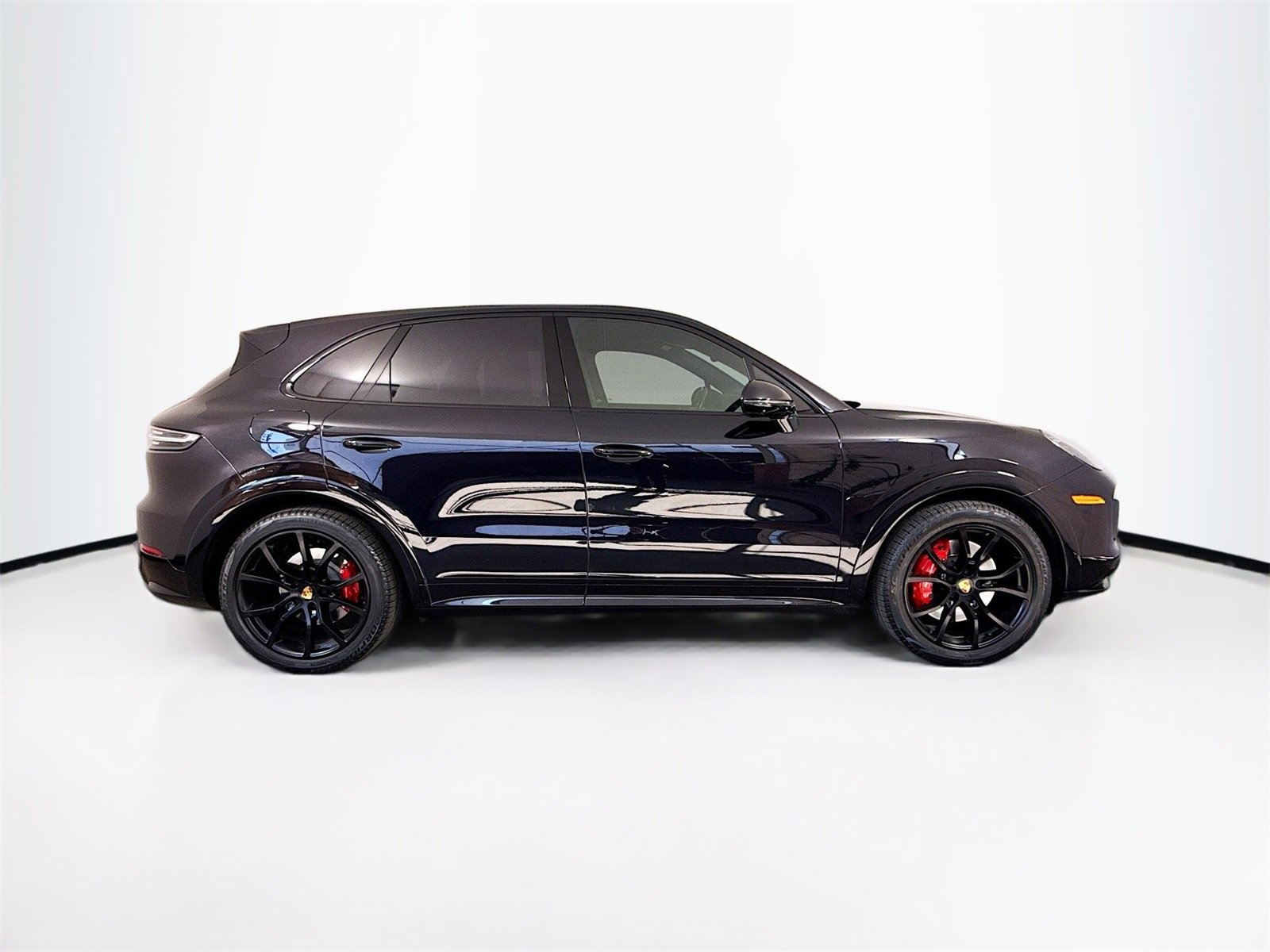 Certified 2022 Porsche Cayenne GTS image 8