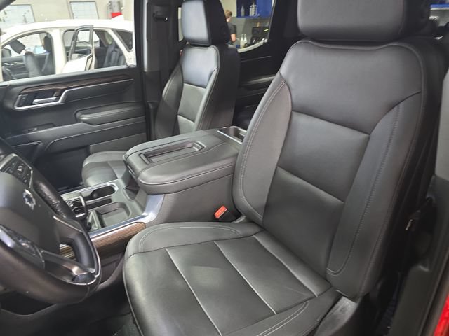 Used 2022 Chevrolet Silverado 1500 LT Trail Boss w/ LT Trail Boss Premium Package AWD/4WD image 16