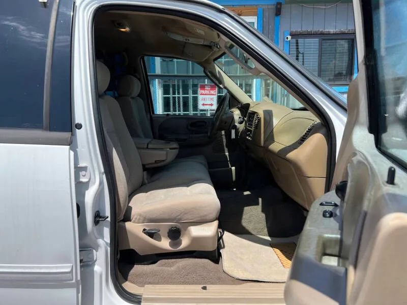 Used 2003 Ford F150 XLT RWD image 12