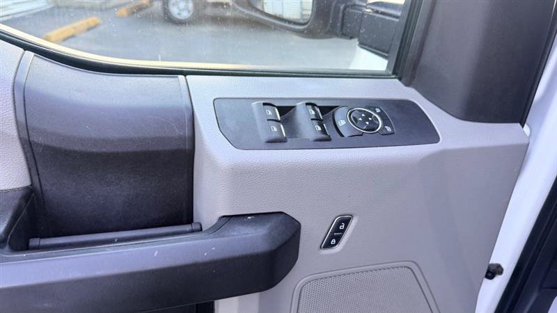 Used 2017 Ford F250 XL w/ Power Equipment Group AWD/4WD image 31