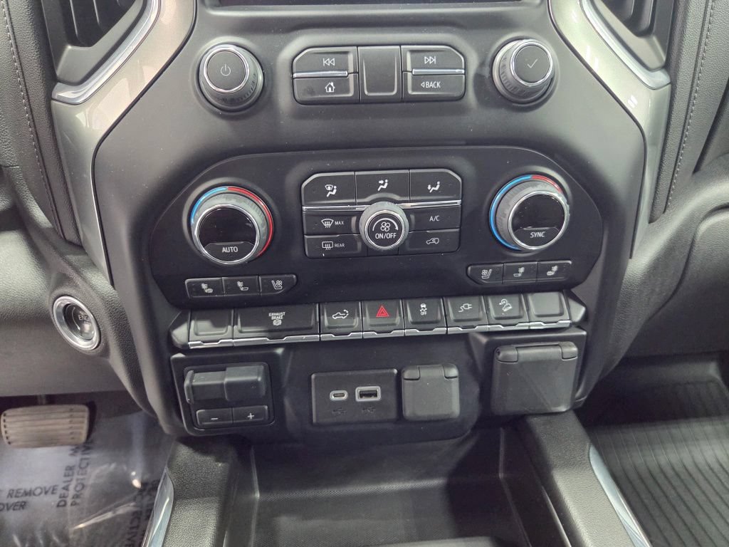 Used 2022 Chevrolet Silverado 2500 LTZ AWD/4WD image 40