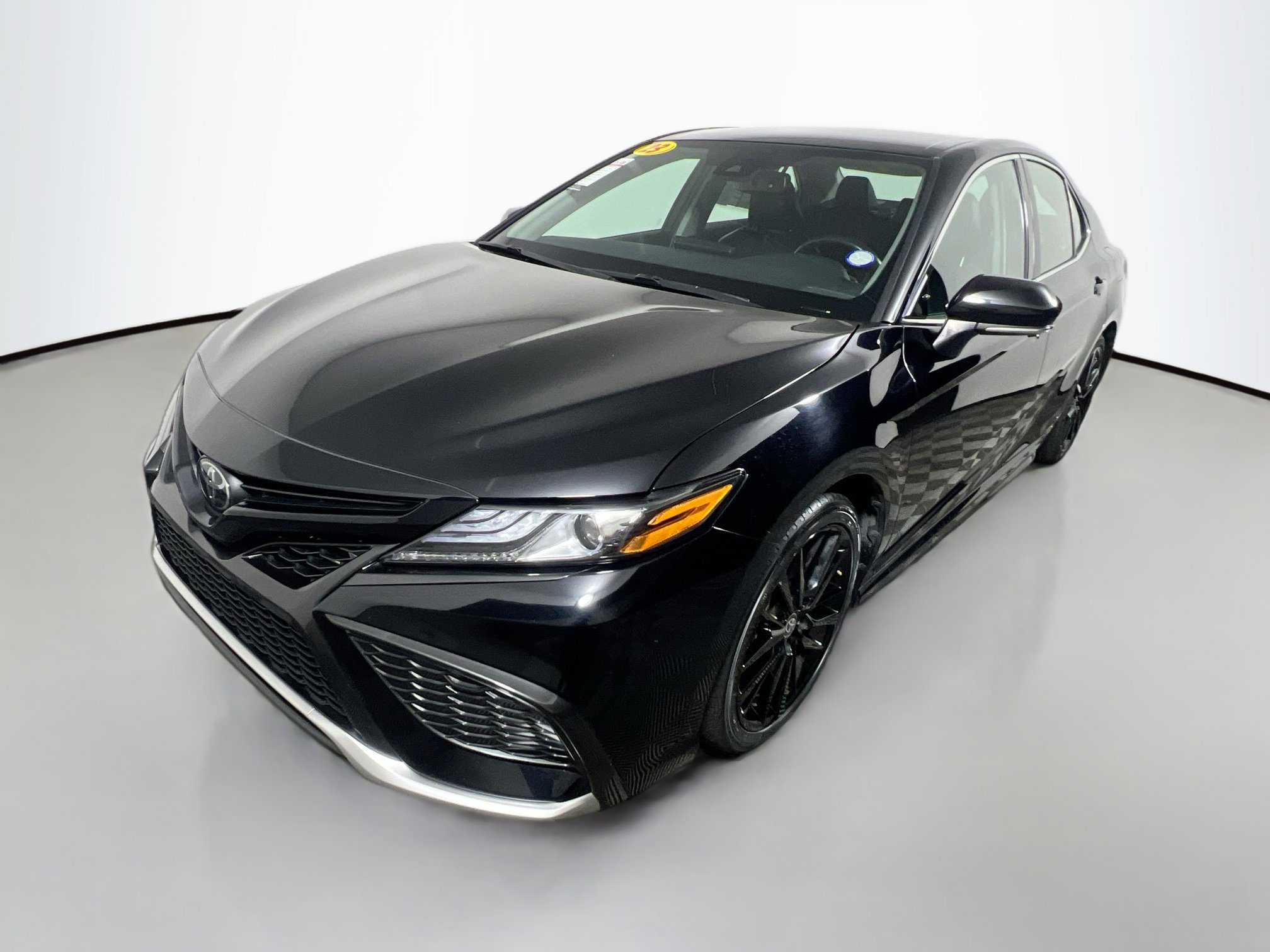 Used 2023 Toyota Camry XSE image 9