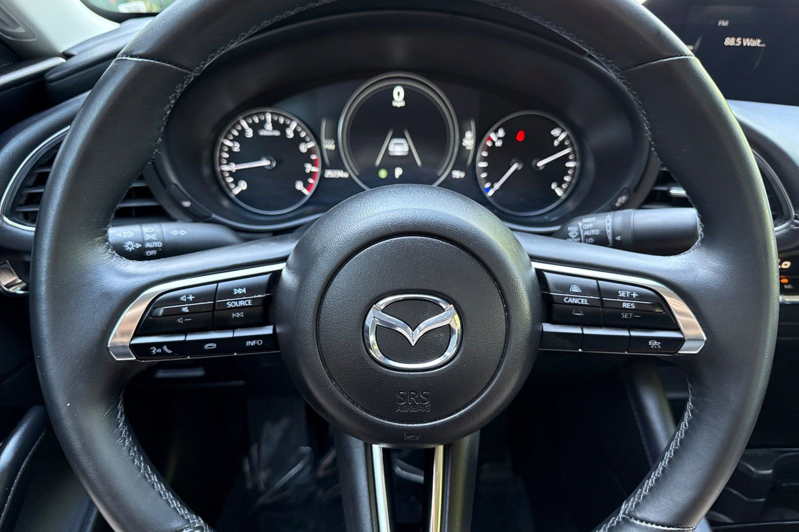 Certified 2025 MAZDA MAZDA3 s FWD image 24