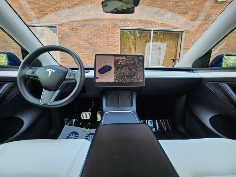 Used 2023 Tesla Model Y Performance AWD/4WD image 40