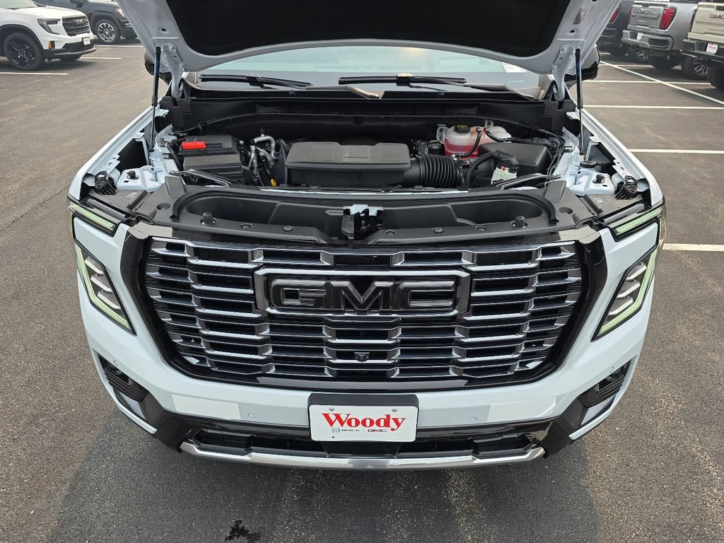 New 2026 GMC Yukon XL Denali Ultimate AWD/4WD image 32