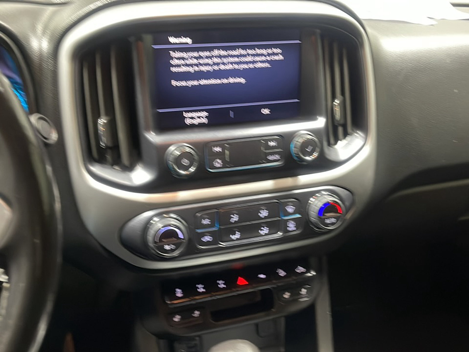 Used 2022 Chevrolet Colorado ZR2 AWD/4WD image 7